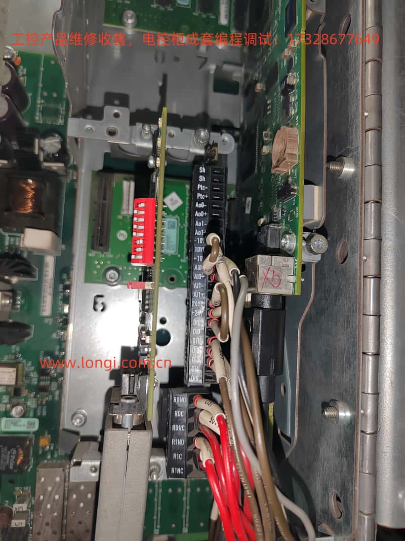 powerflex 750內部結構和端子圖.jpg