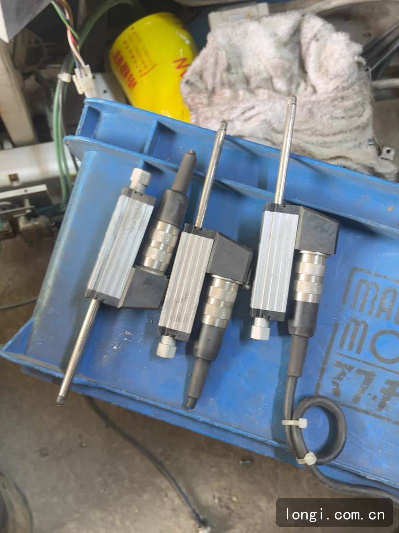 德國Novotechnik位移傳感器 TRS-0025 工業控（kòng）製模塊 拆機現貨 傳感（gǎn）器/信號檢測模塊 05.jpg