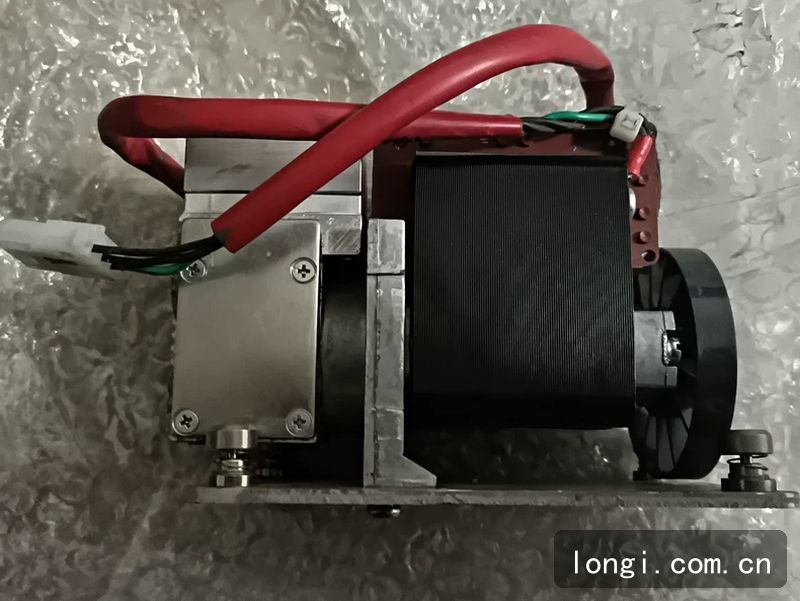 美國原廠KNF采樣泵 型號108002-00 機械配件 拆機現貨 機械（xiè）附（fù）件/儀器配件 02.jpg