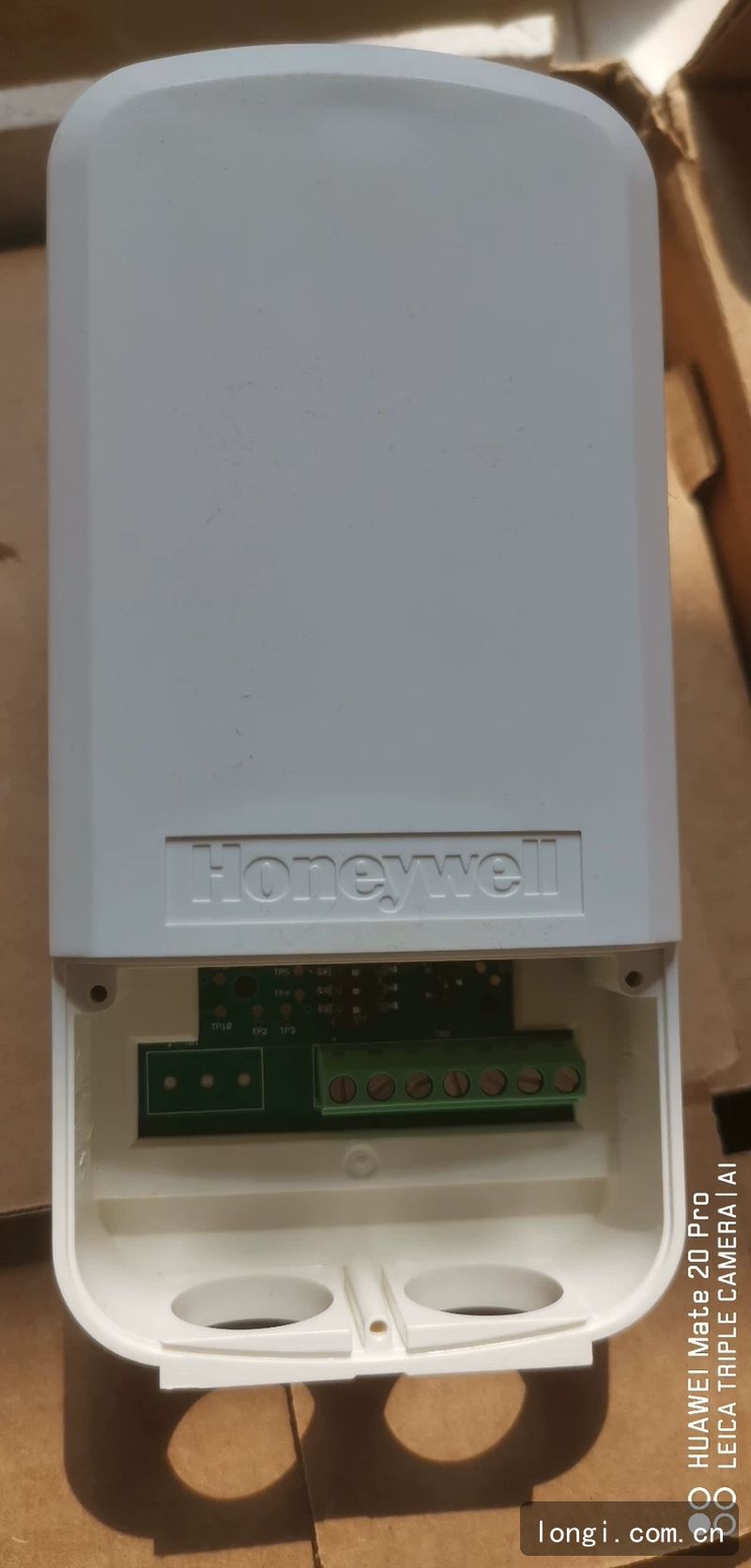 霍尼韋爾Honeywell IAQ2係列管道（dào）式模（mó）擬量二氧化碳傳感器 分析儀配件 全新原裝現貨 02.jpg