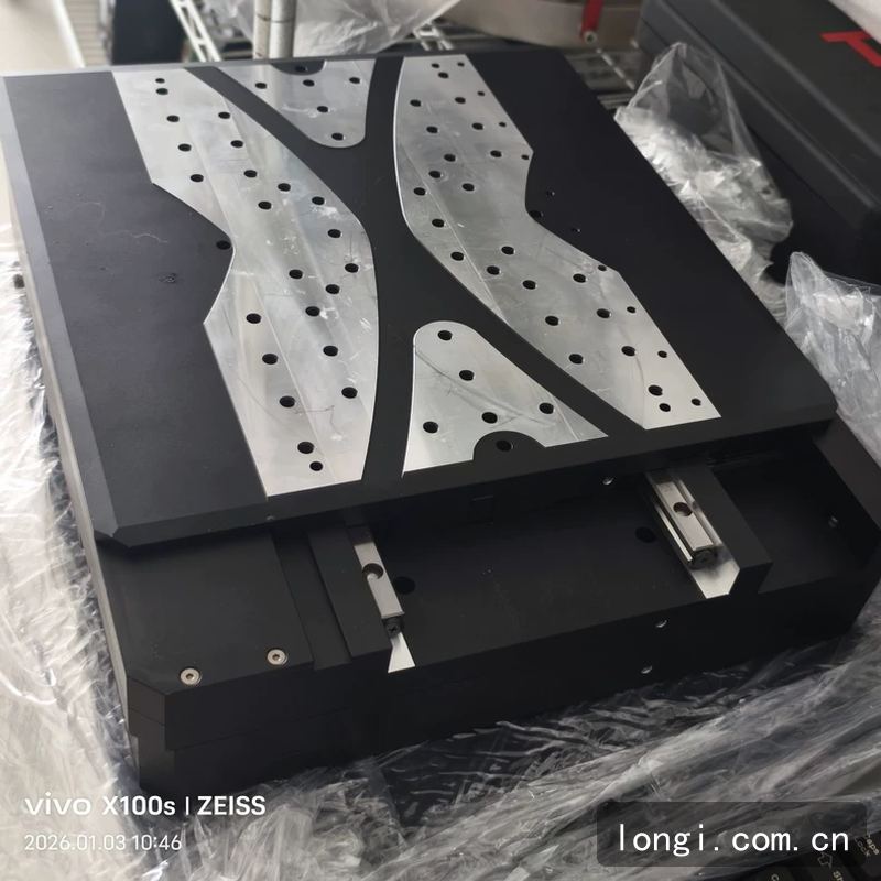 PI Physik Instrumente V-731 精密XY納（nà）米位移平台 壓電運動平台現貨（huò） 05.jpg