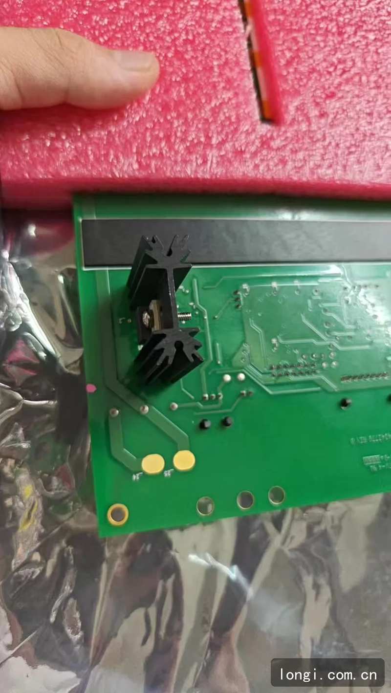 是德科技 AgilentKeysight 700PLUS係列儀器的TEC 熱電製（zhì）冷器 驅動（dòng）與溫控接口板 色譜儀配件 拆機現貨 Keysight TEC驅動溫控接口板 03.jpg