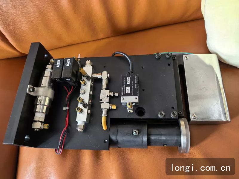 日立半導體晶圓檢測掃描儀 基準尋邊器 HD電機 晶圓檢測掃描儀基準尋邊器 拆（chāi）機現貨 03.jpg