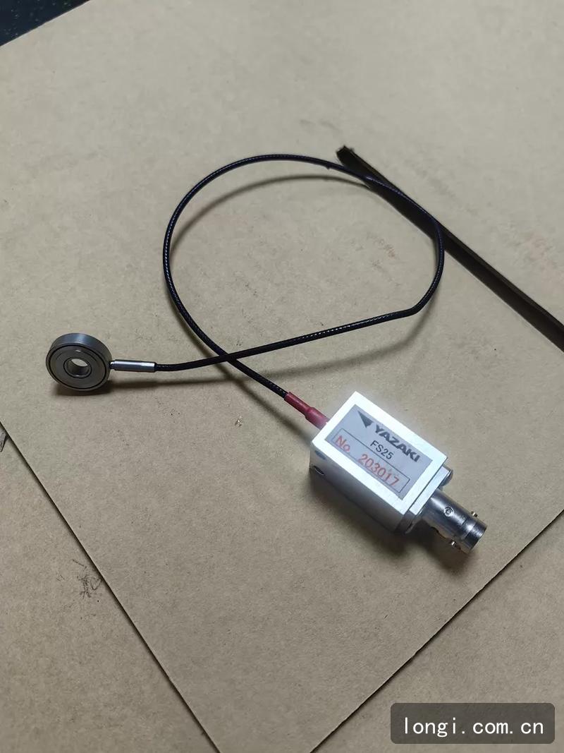 YAZAKI FS25光纖傳感器 工業控製模塊 全新原（yuán）裝現貨 光學/激光配件 02.jpg