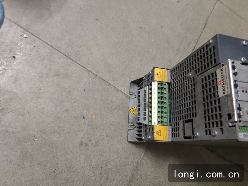 BAUMULLER BM4434-SI1-01200-03 鮑米勒伺服驅動器 拆機現貨 03.jpg