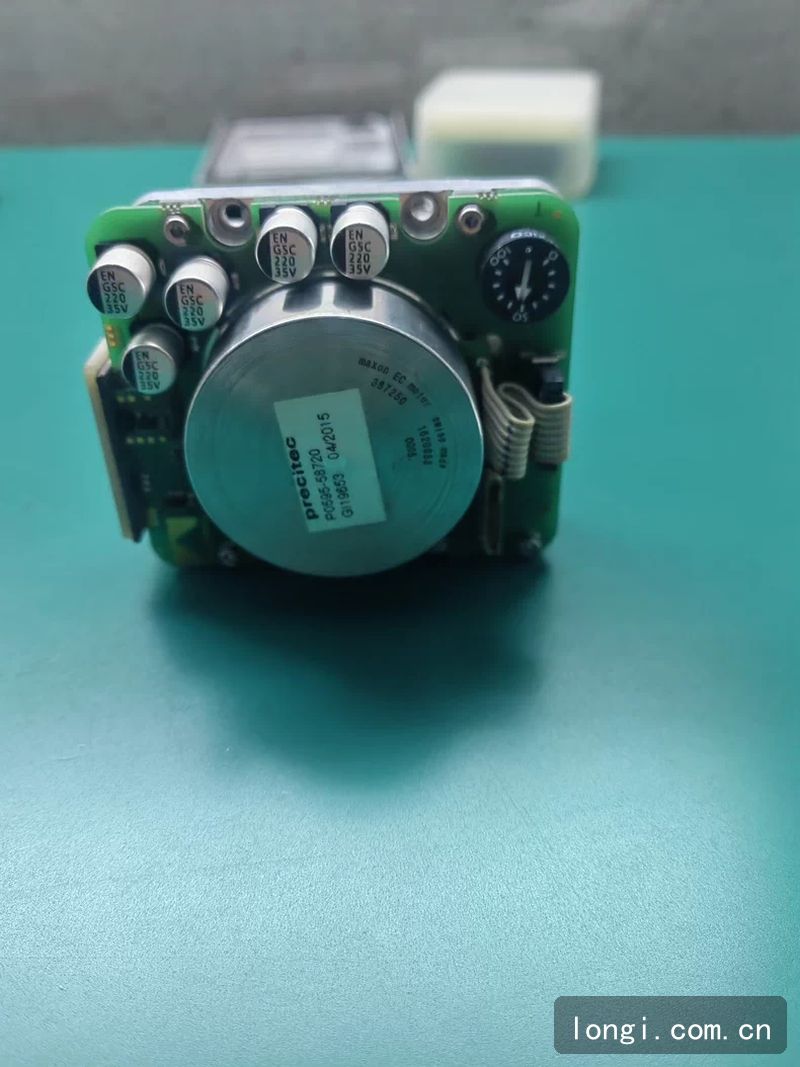 1.0普雷（léi）茨特切割頭（tóu）調焦電機單元 激光切割頭（tóu）調焦電機單元 拆機（jī）現貨 02.jpg