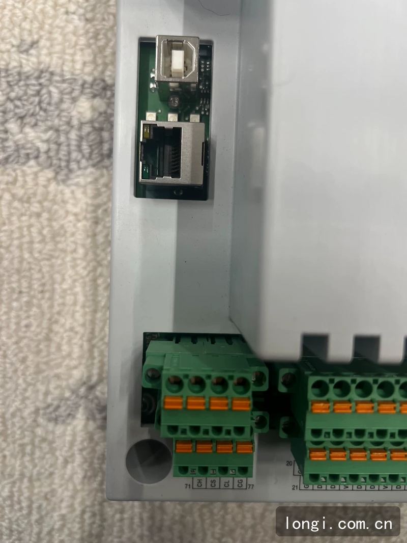 ABB UNITROL 3BHE035301R1002 控製（zhì）單元（yuán）模塊 全新現貨（huò） 03.jpg