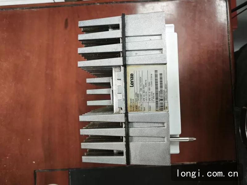 德（dé）國倫茨防爆變頻（pín）器 型號E82MV152-4B001 拆機現貨 03.jpg