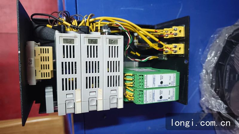 AMAT 溫控盒0190-26495 REV 001 溫（wēn）控（kòng）盒/溫度控製模塊 拆機現貨 02.jpg