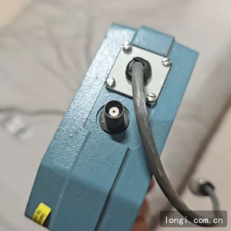 Lasermike FLM 101 拆機激光測徑儀 FLM 101 / FLM-101-03 配件機現貨 03.jpg