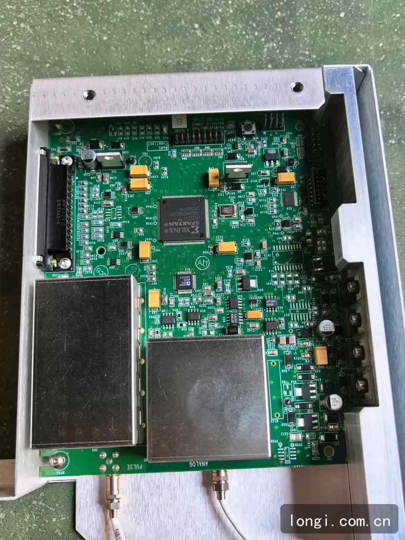 PerkinElmer N8150331A 控製器 色譜儀配件 配（pèi）件機現貨 05.jpg